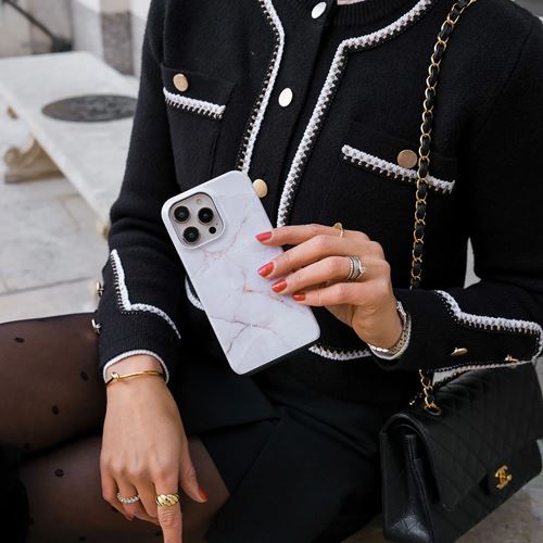 Capa Burga em Silicone para iPhone 15 Pro - Vanilla Sand - Image 6