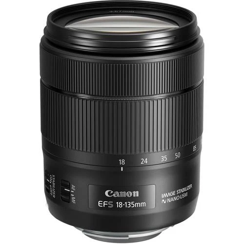 Objetiva Canon EF-S 18-135mm F3.5-5.6 IS USM